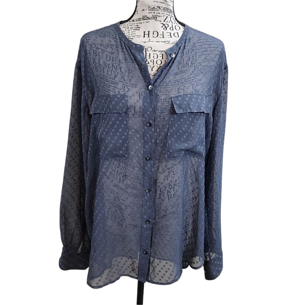 Madewell dark Grey charcoal Swiss dot‎ button down slightly sheer shirt size med